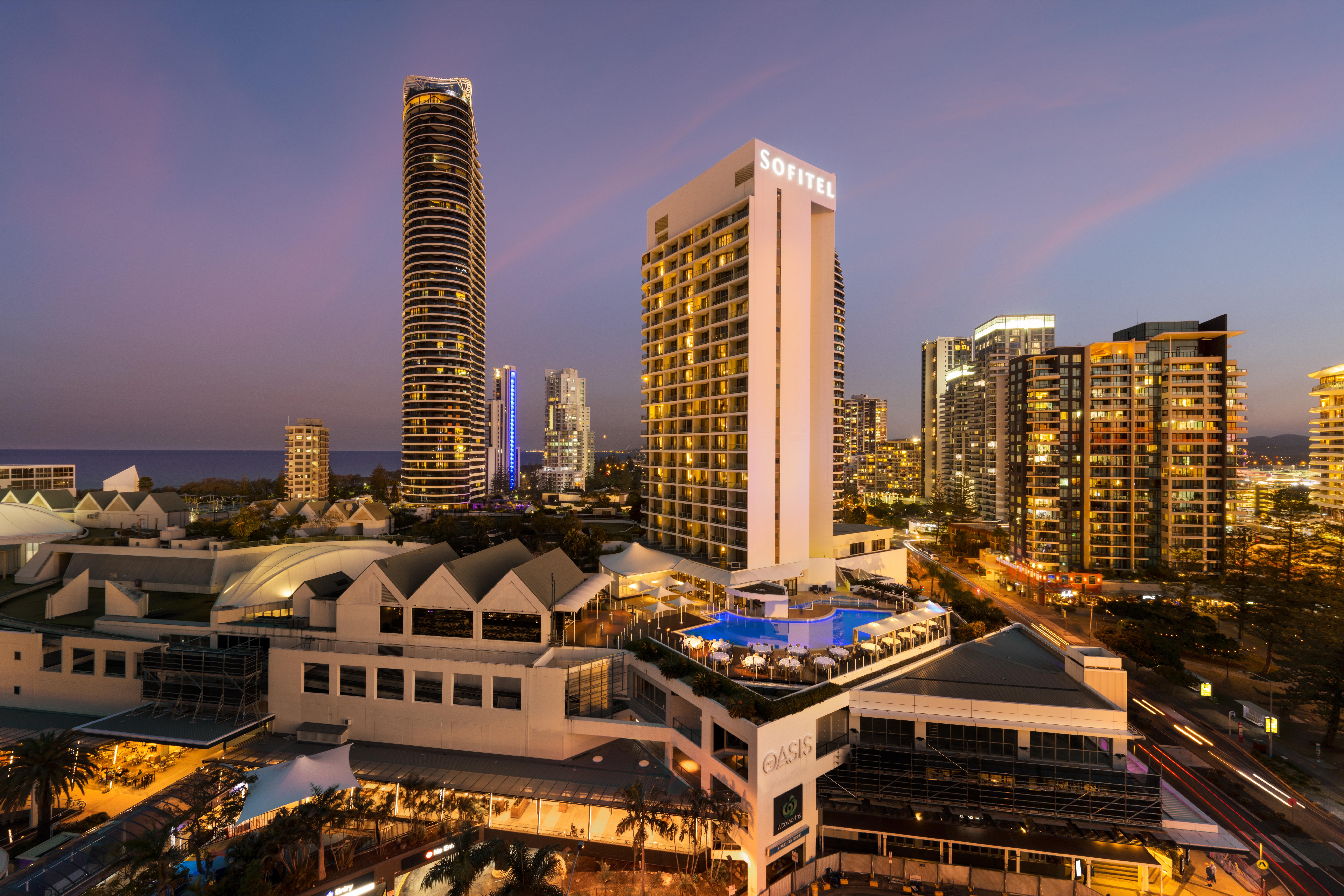 Sofitel Gold Coast Broadbeach Bagian luar foto The W Hotel, Gold Coast