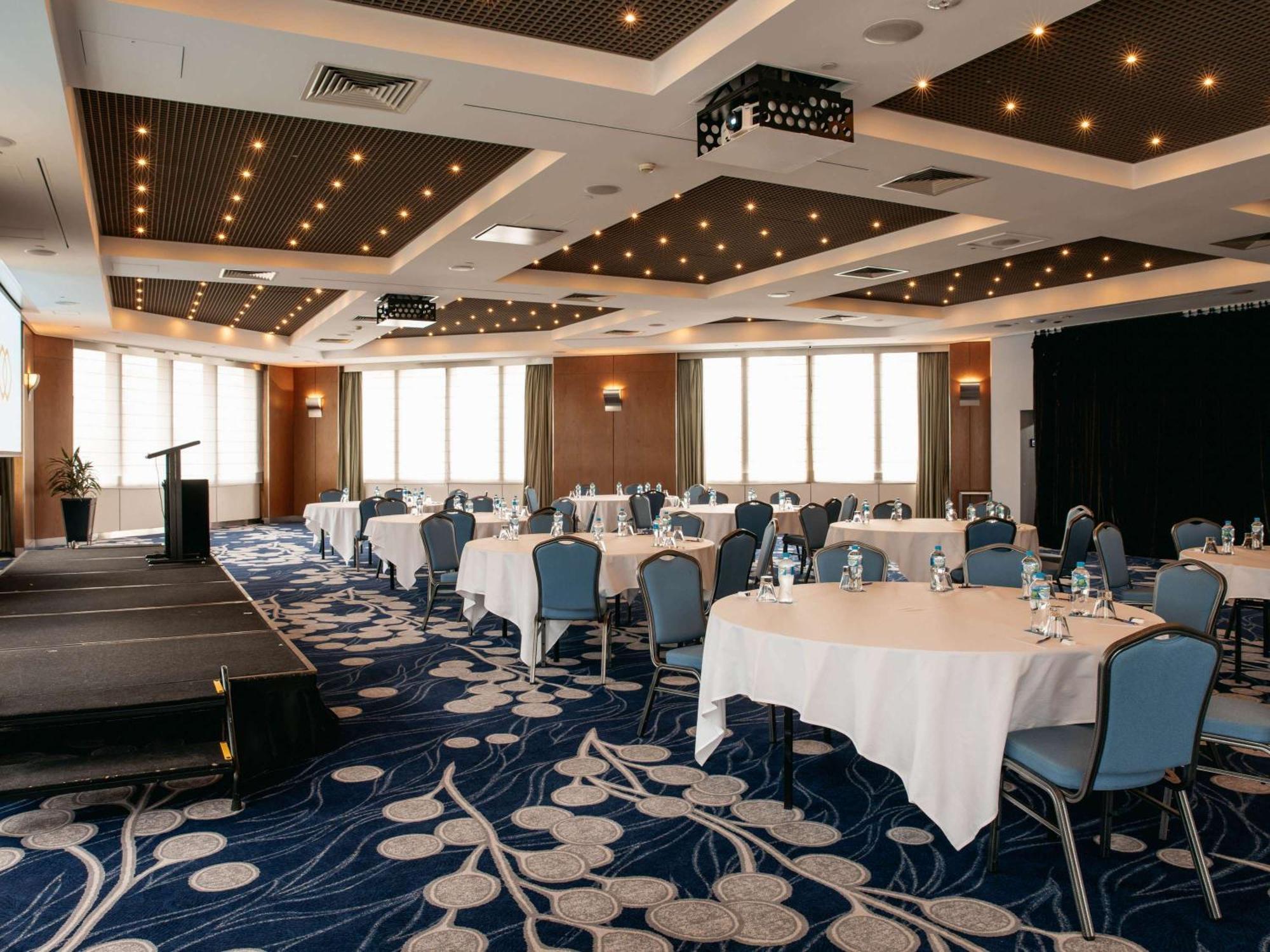 Sofitel Gold Coast Broadbeach Bagian luar foto The Grand Ballroom