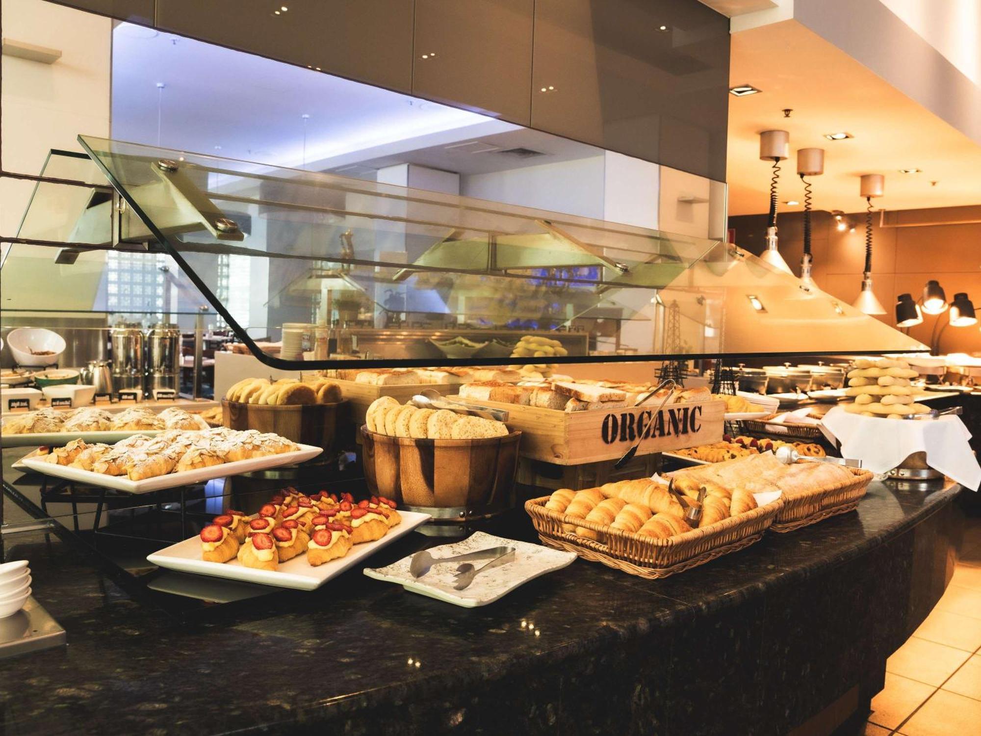 Sofitel Gold Coast Broadbeach Bagian luar foto